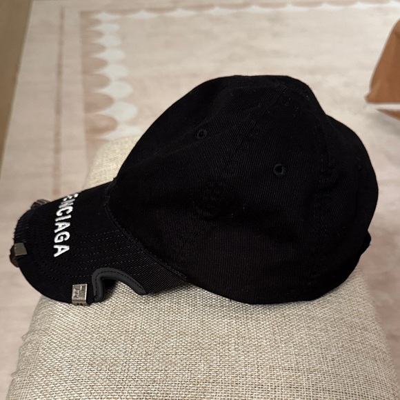 Authentic Balenciaga Black Baseball Cap - Picture 8 of 9